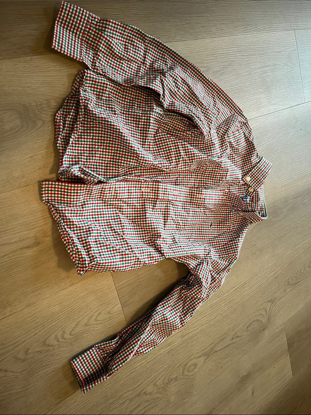 Vineyard Vines Red & Green Gingham Whale Shirt- size 6